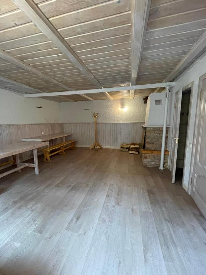 Pulkvedis Guest House Ventspils Luaran gambar